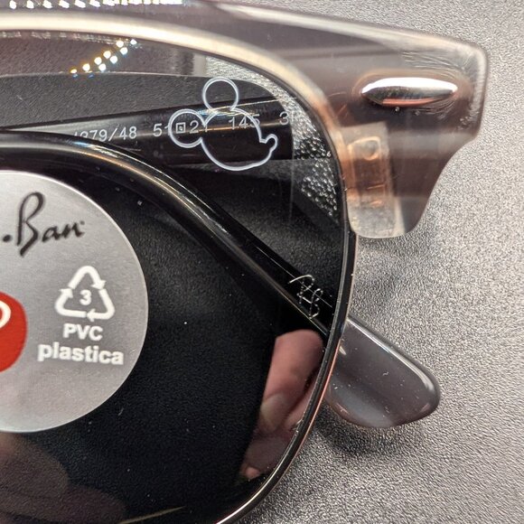Ray-Ban ClubMaster Disney Edition Sunglasses w/case - Picture 6 of 9